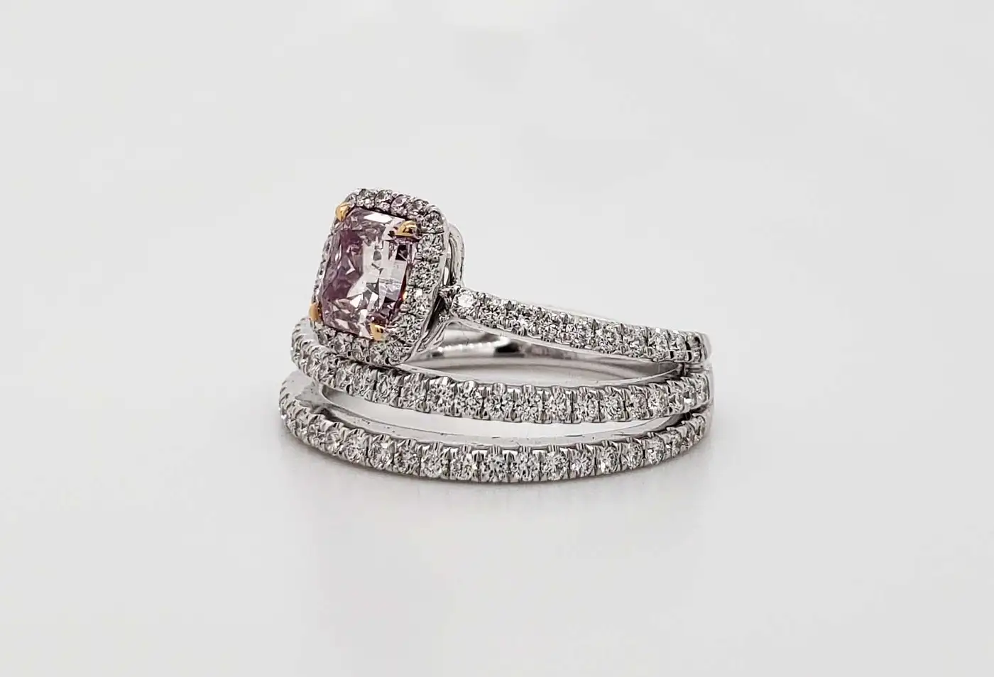 Scarselli-Fancy-Purple-Pink-1.00-carat-Radiant-Cut-Diamond-Engagement-Ring-8.webp
