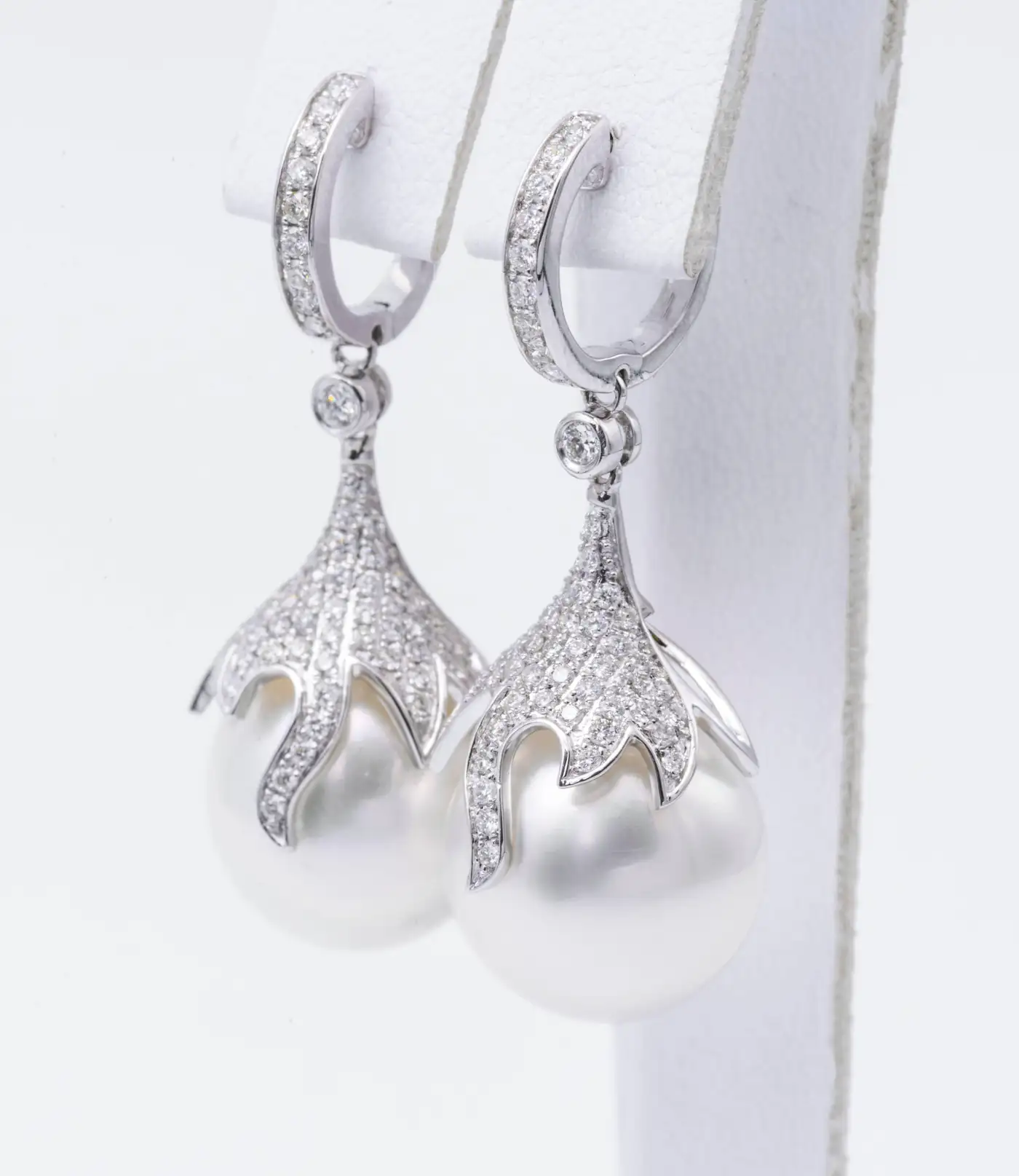 South-Sea-Pearl-Diamond-Drop-Earrings-0.73-Carats-12-13-MM-18K-White-Gold-4.webp
