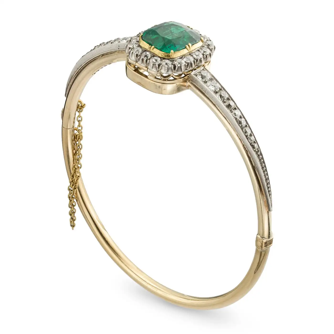 Victorian-Colombian-Emerald-and-Diamond-Cluster-Ring-7.webp