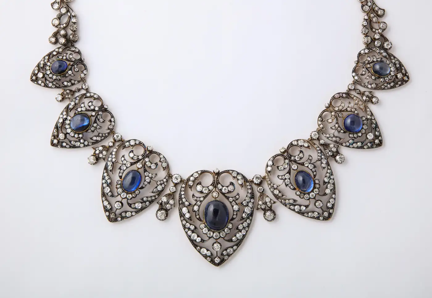 Victorian-Sapphire-and-Diamond-Necklace-5.webp