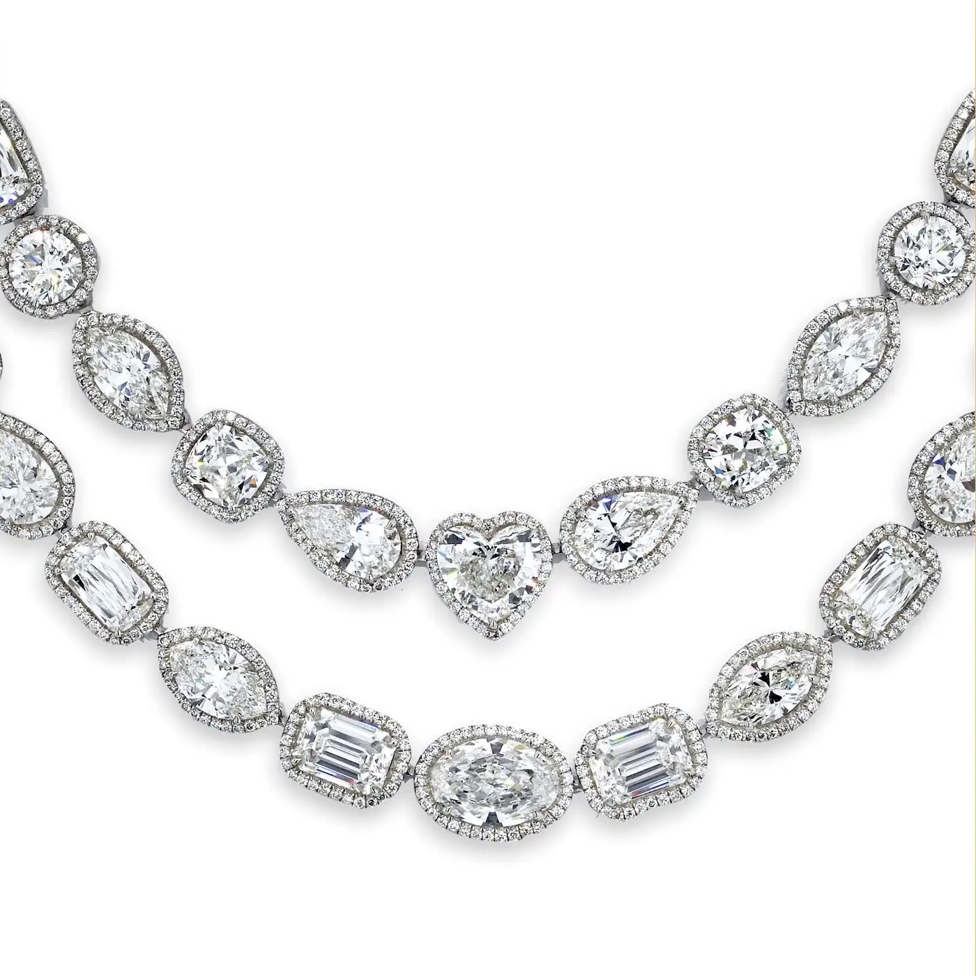 William-Goldberg-63-Carat-Spectacular-Diamond-Infinity-Necklace-2.webp