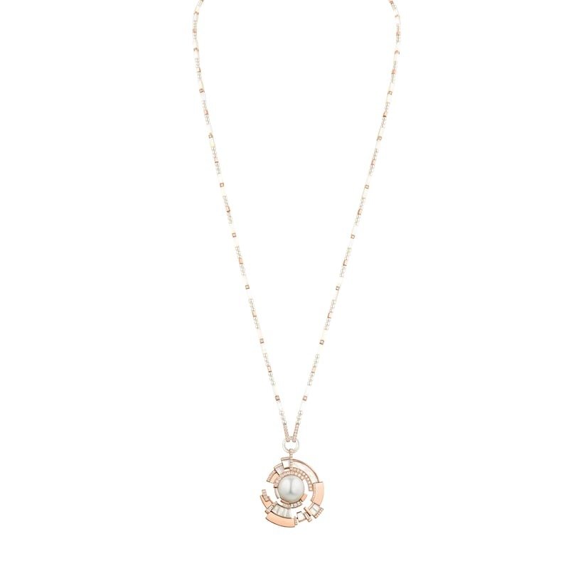 Buy-Chaumet-Labyrinthe-Necklace-1.jpg