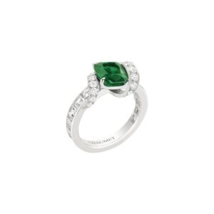 Buy Chaumet Torsade de Chaumet ring – White gold, emerald, diamonds