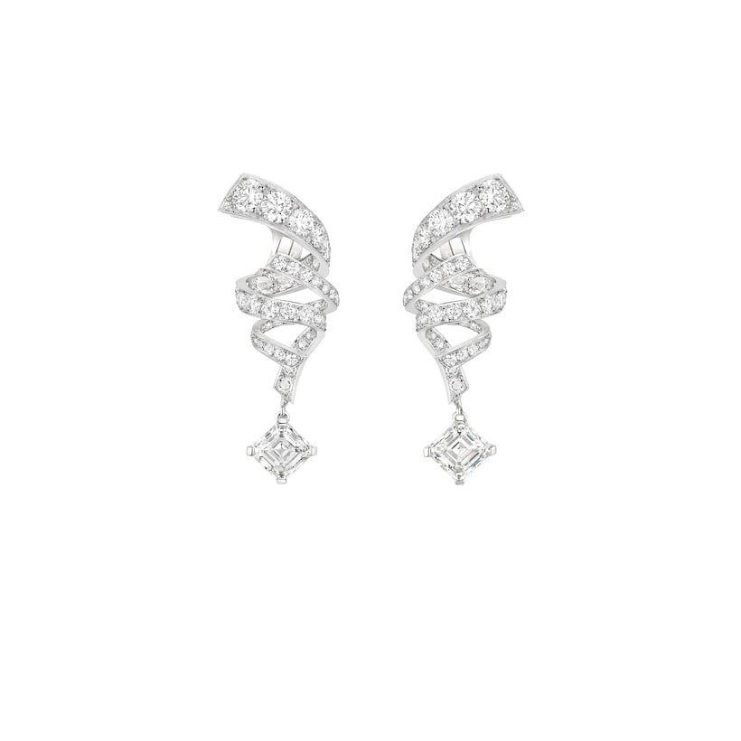 Buy-Torsade-de-Chaumet-earrings.jpg