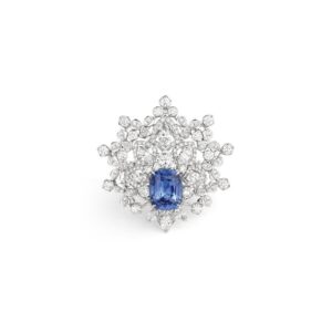 Promenades Impériales Ring – White gold, sapphire, diamonds