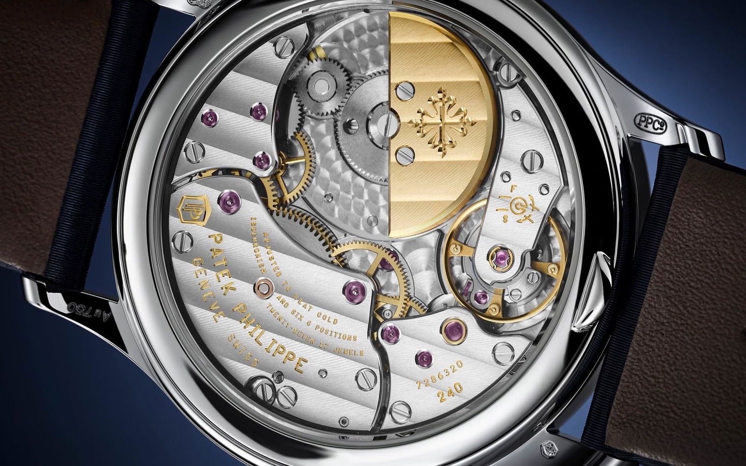 patek-philippe-calatrava-4997200-8.jpg