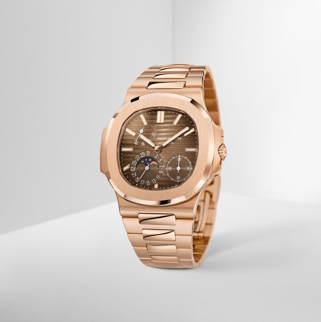 patek-philippe-nautilus-57121r-0-11.jpg