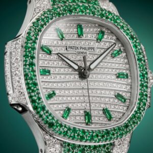 Buy Patek Philippe 7118/1453G-001 Nautilus Haute Joaillerie White Gold Set With Emeralds & Diamonds – BRAND NEW