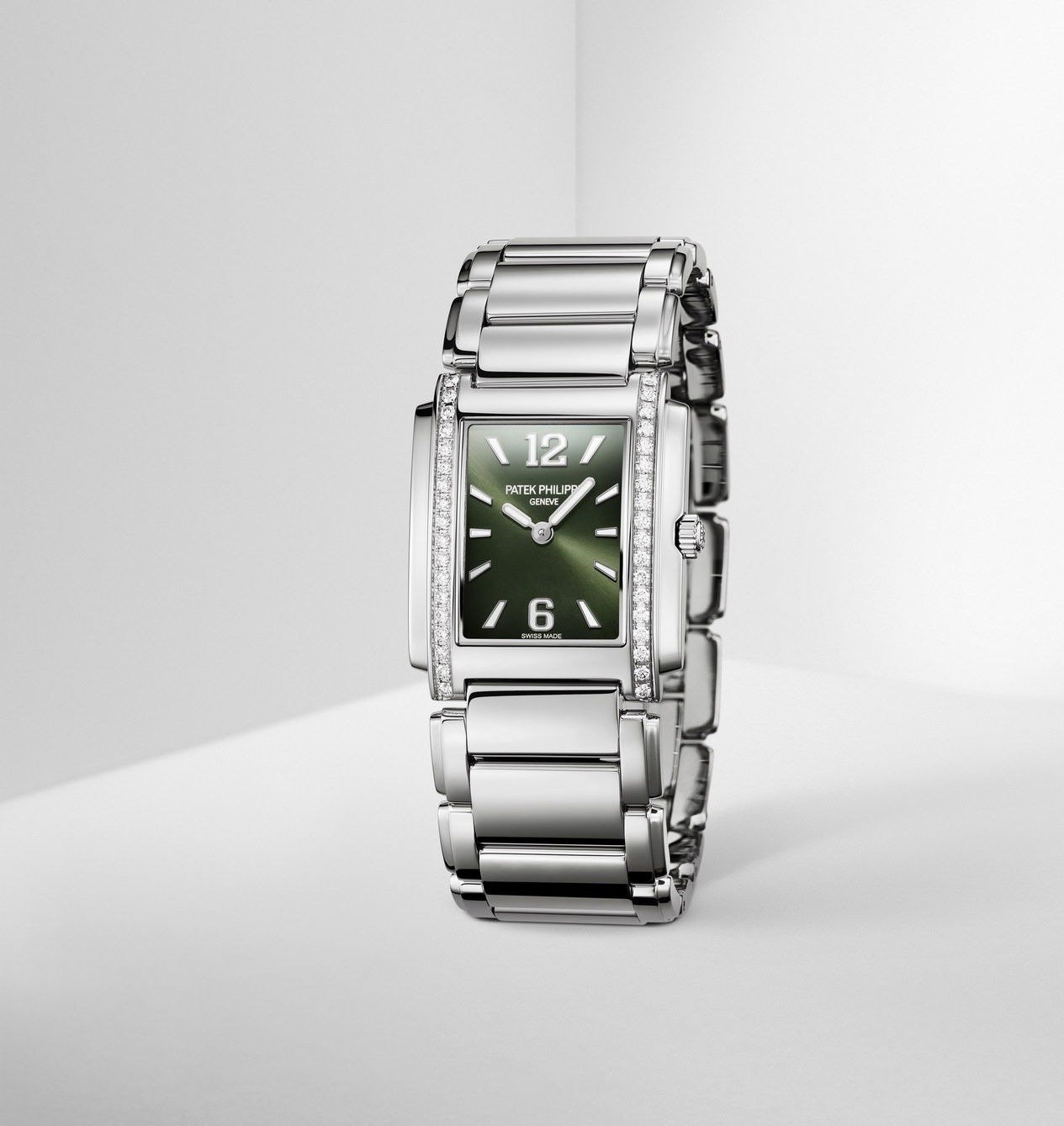 patek-philippe-twenty-4-49101200-1.jpg